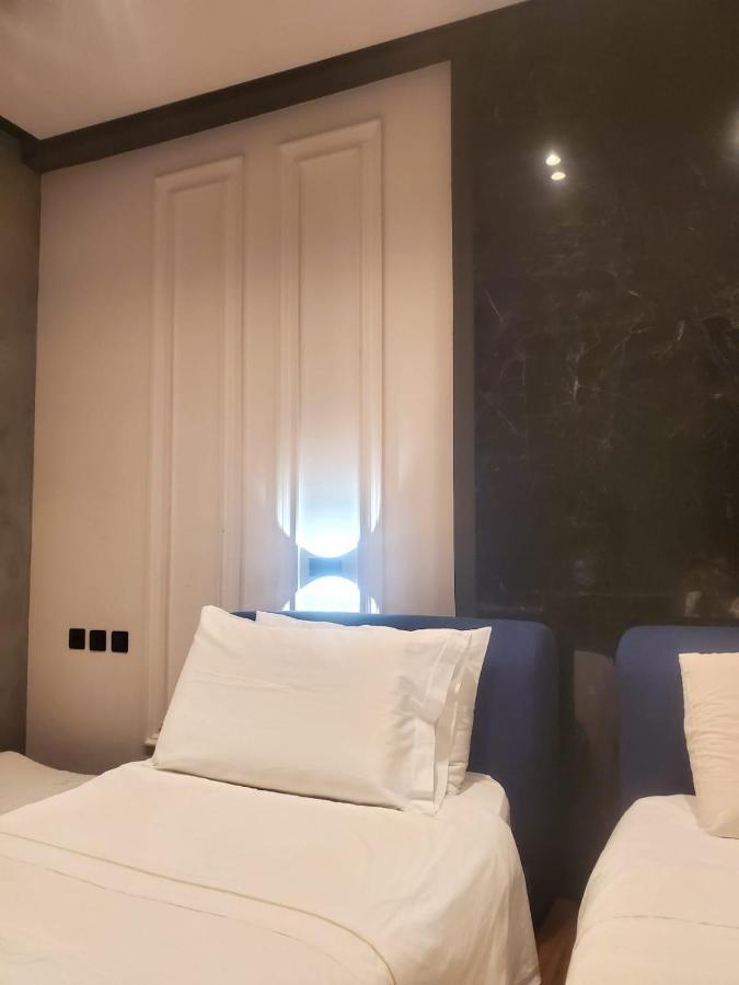 Remarkable Apartment Tiranë Ngoại thất bức ảnh
